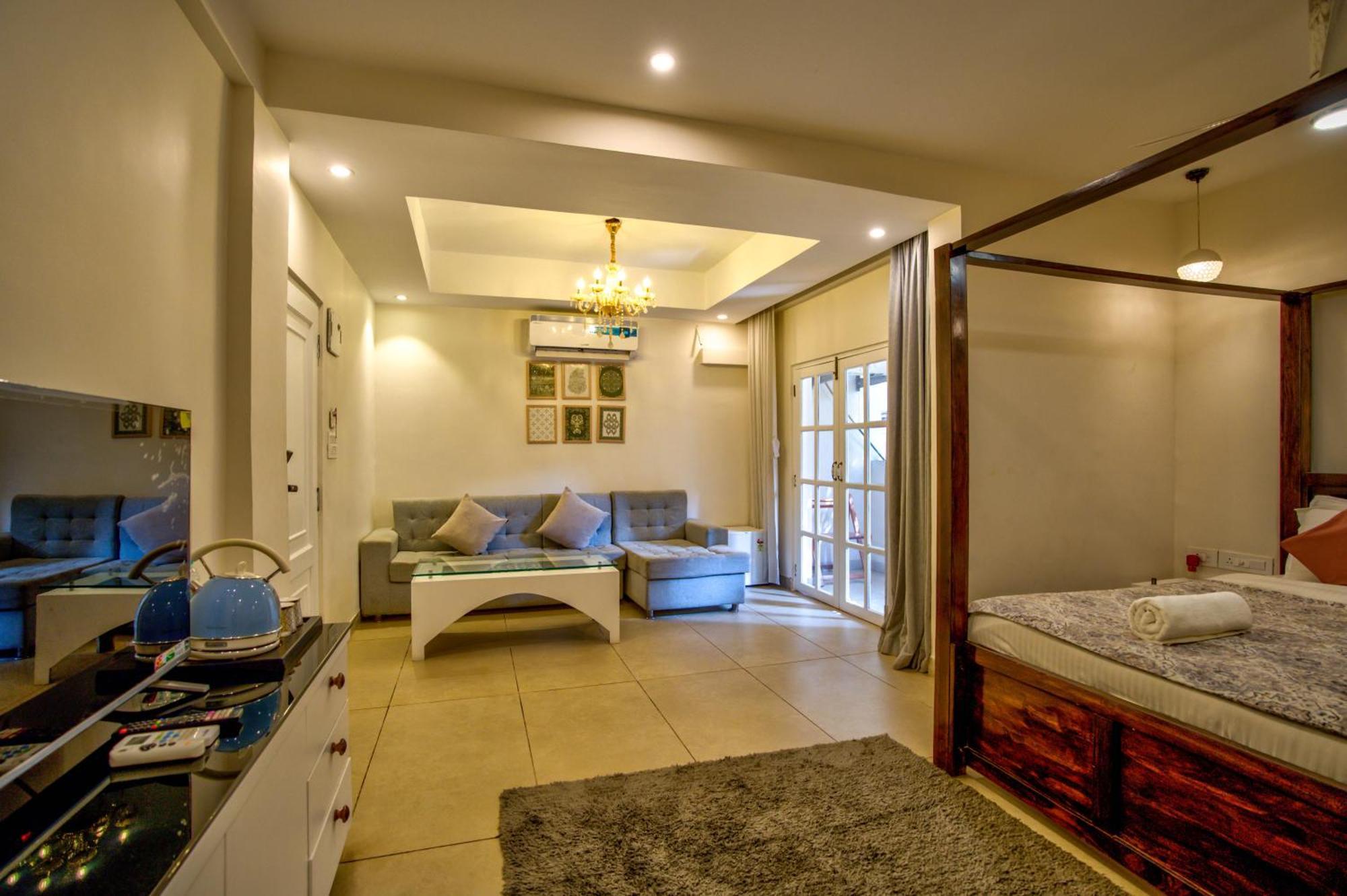 Hotel Pajaros Blu Calangute Eksteriør billede